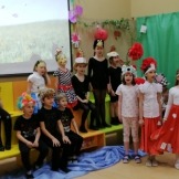 Спектакль по Л. Кэрролу. Май 2019 Спектакль по Л. Кэрролу. Май 2019